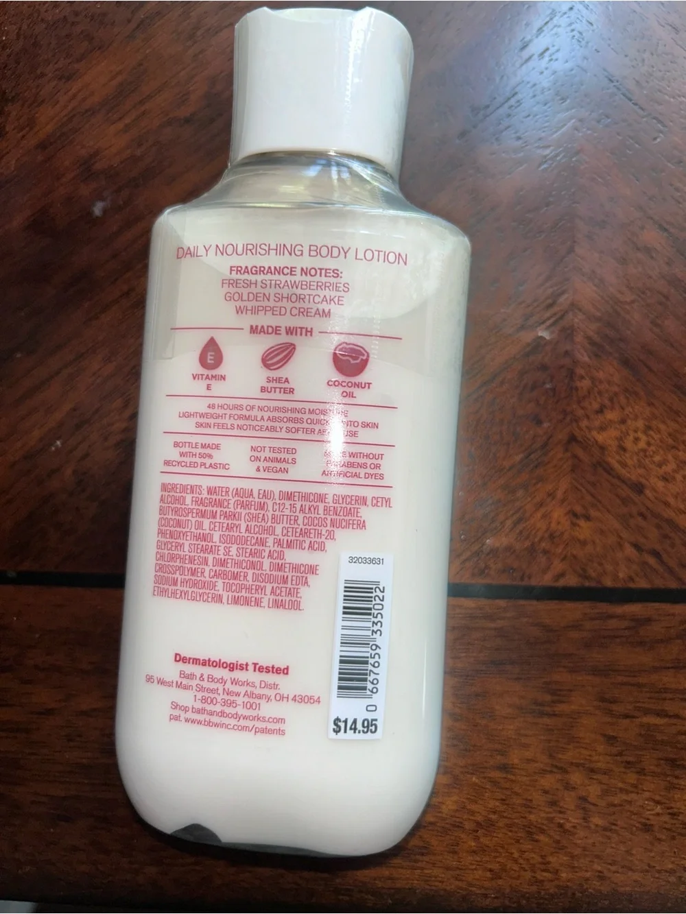 NEW Bath & Body Works Strawberry Pound Cake Daily Nourishing Body Lotion - Cream